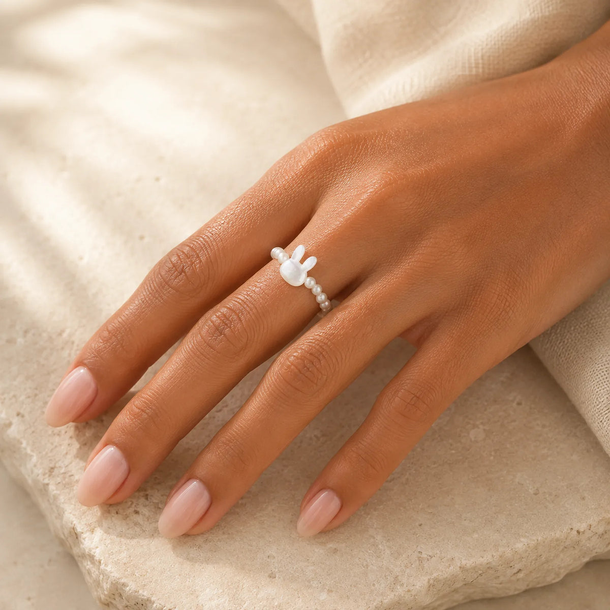3mm Tridacna Stone Bead Rabbit Blessing Elastic Ring featuring Tridacna Stone