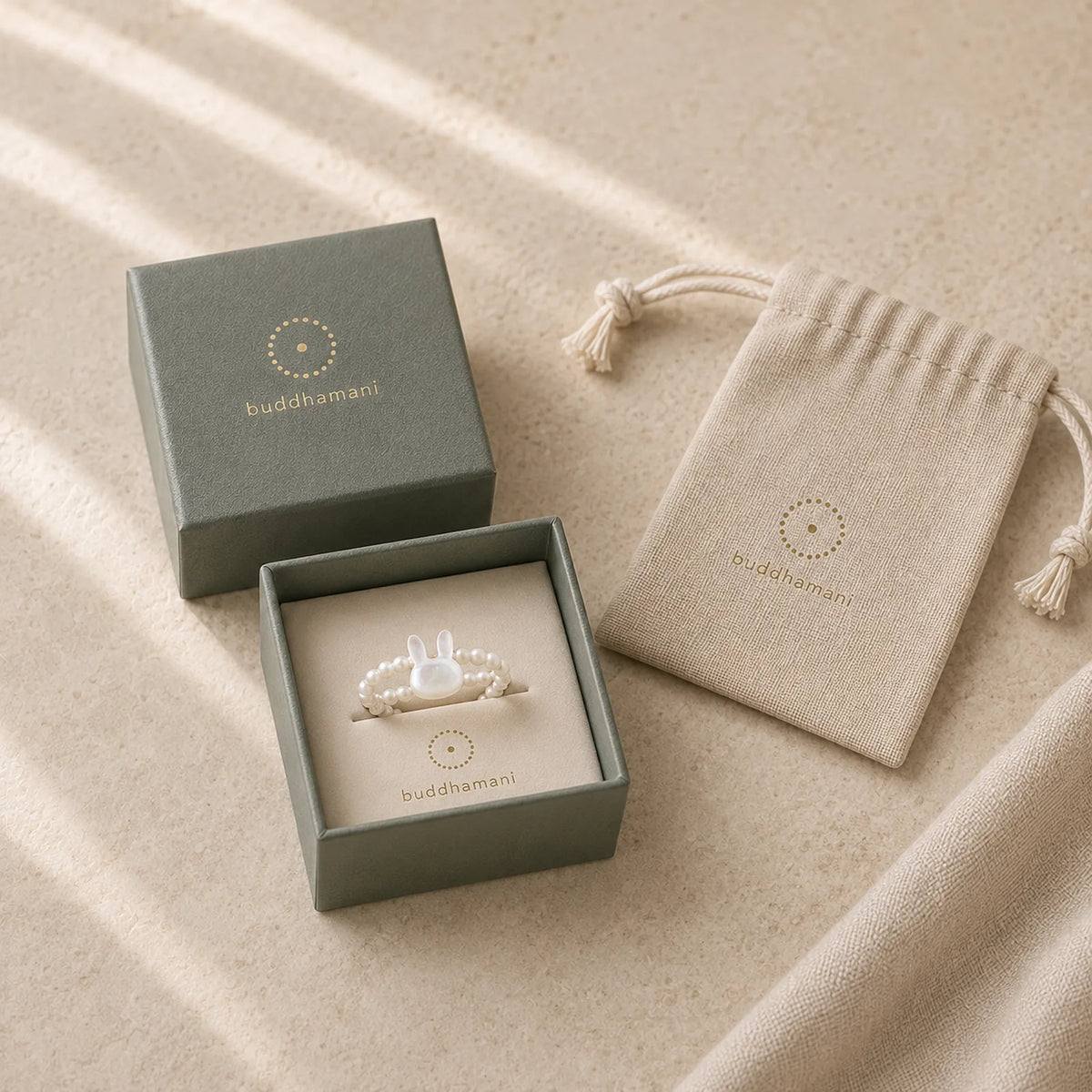 3mm Tridacna Stone Bead Rabbit Blessing Elastic Ring featuring Tridacna Stone