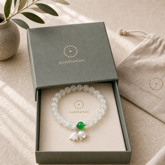 8mm White Cat's Eye Round Beads Lily of the Valley Flowers Positive Bracelet featuring White Cat's Eye, Cat's Eye / Chrysoberyl, Pearl