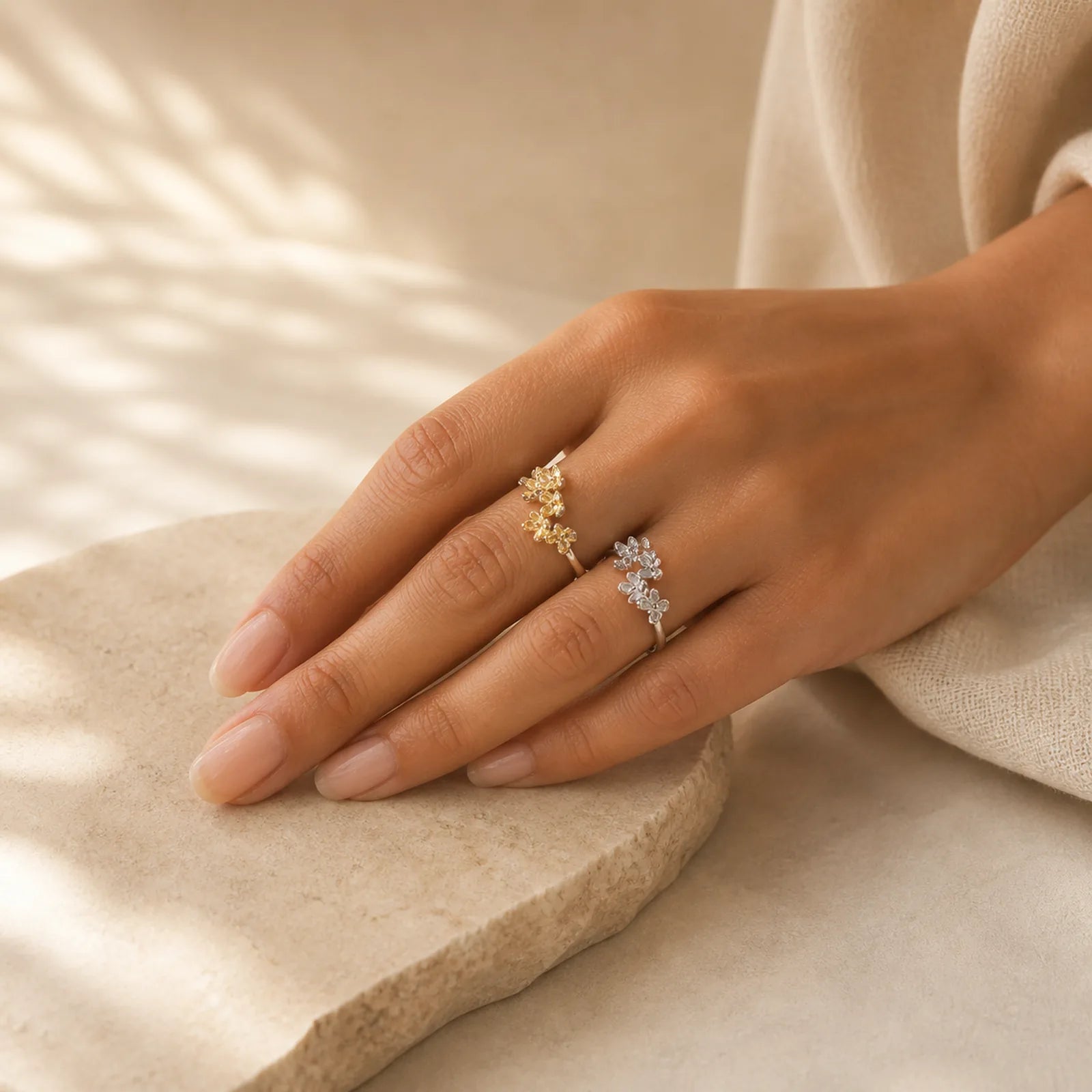 925 Sterling Silver Osmanthus Fragrans Ring featuring Silver