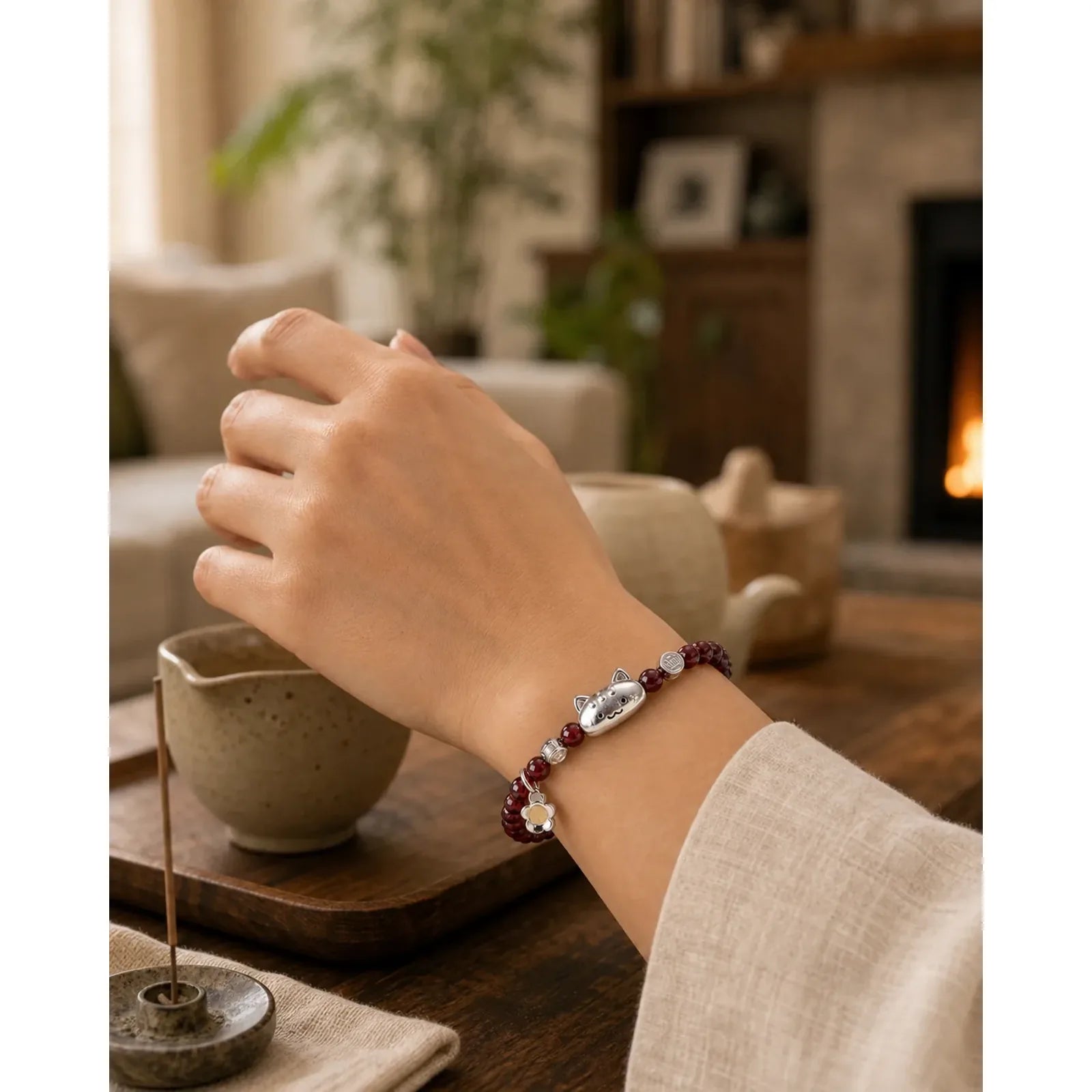 999 Sterling Silver Natural Cute Cat Head Garnet Protection Bead Bracelet featuring Silver, Garnet