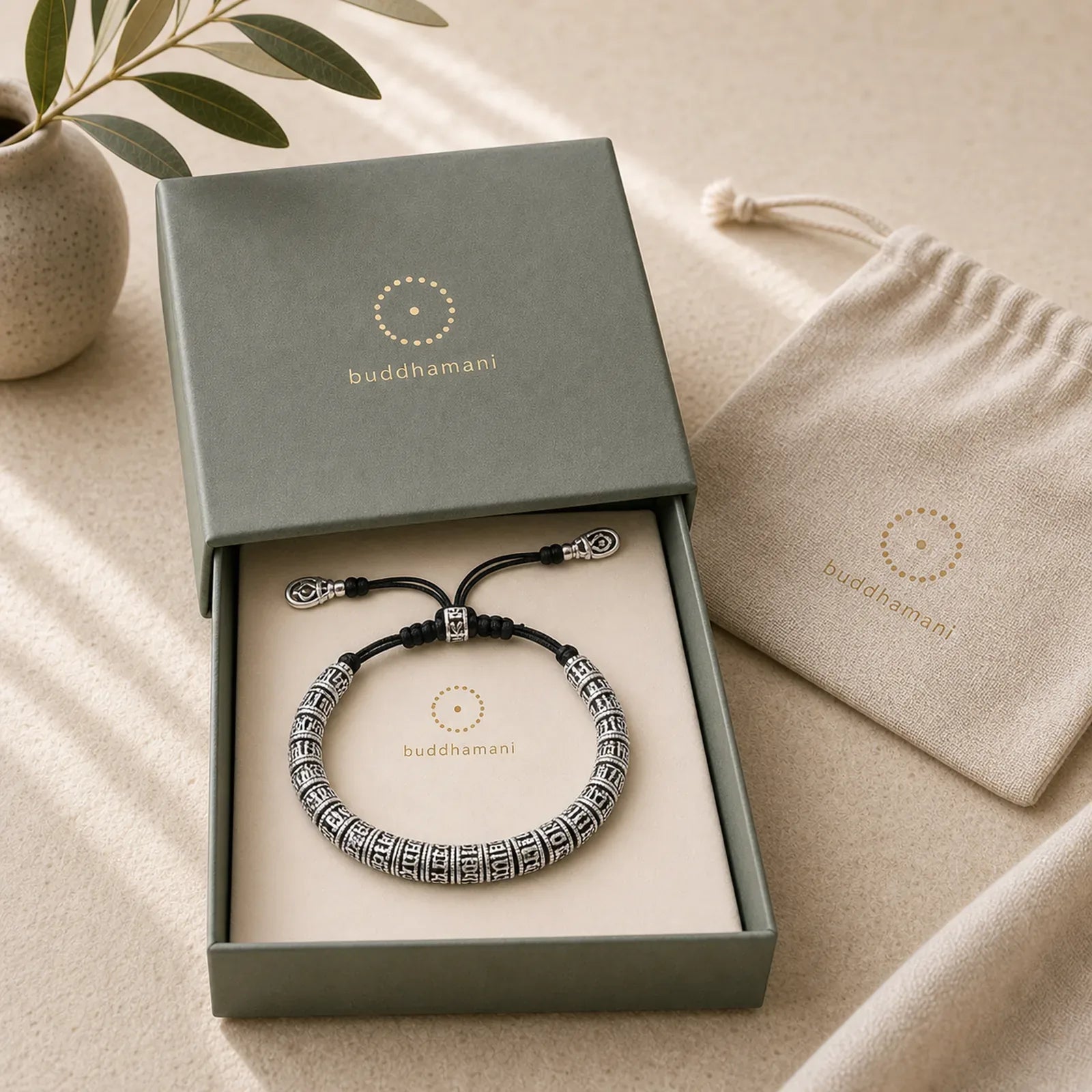 Handmade Tibetan Mantra Purity Bracelet featuring Om, Six True Words (Om Mani Padme Hum), Om Mani Padme Hum
