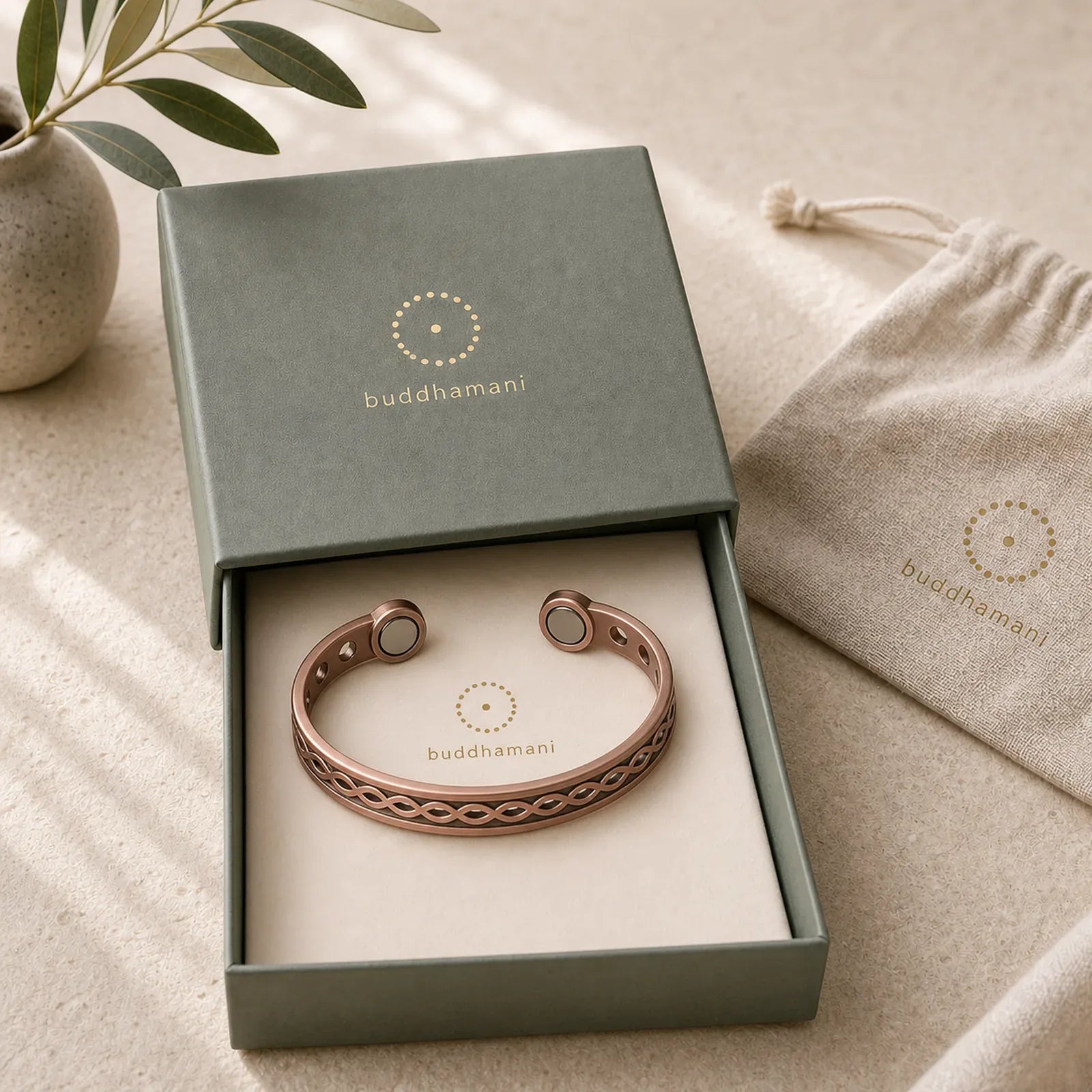 Interwoven Loop Pattern Copper Balance Luck Open Cuff Bracelet Bangle featuring Copper