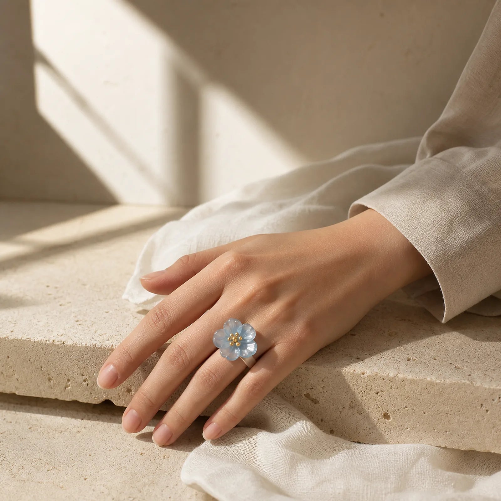 Liuli Hydrangea Flower Wisdom Ring featuring