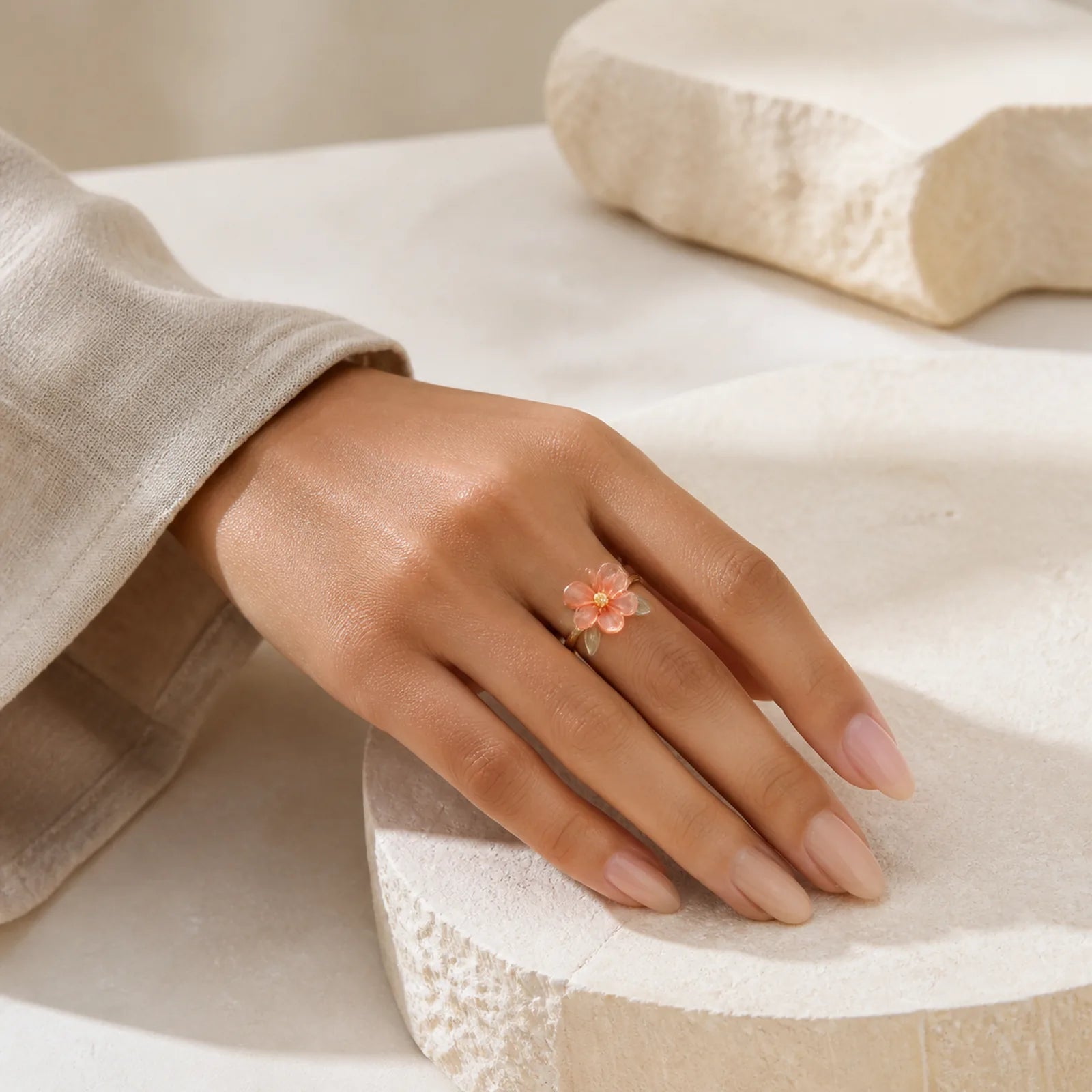 Liuli Iris Flower Wisdom Ring featuring