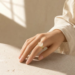 Liuli Pear Blossom Flower Wisdom Ring featuring