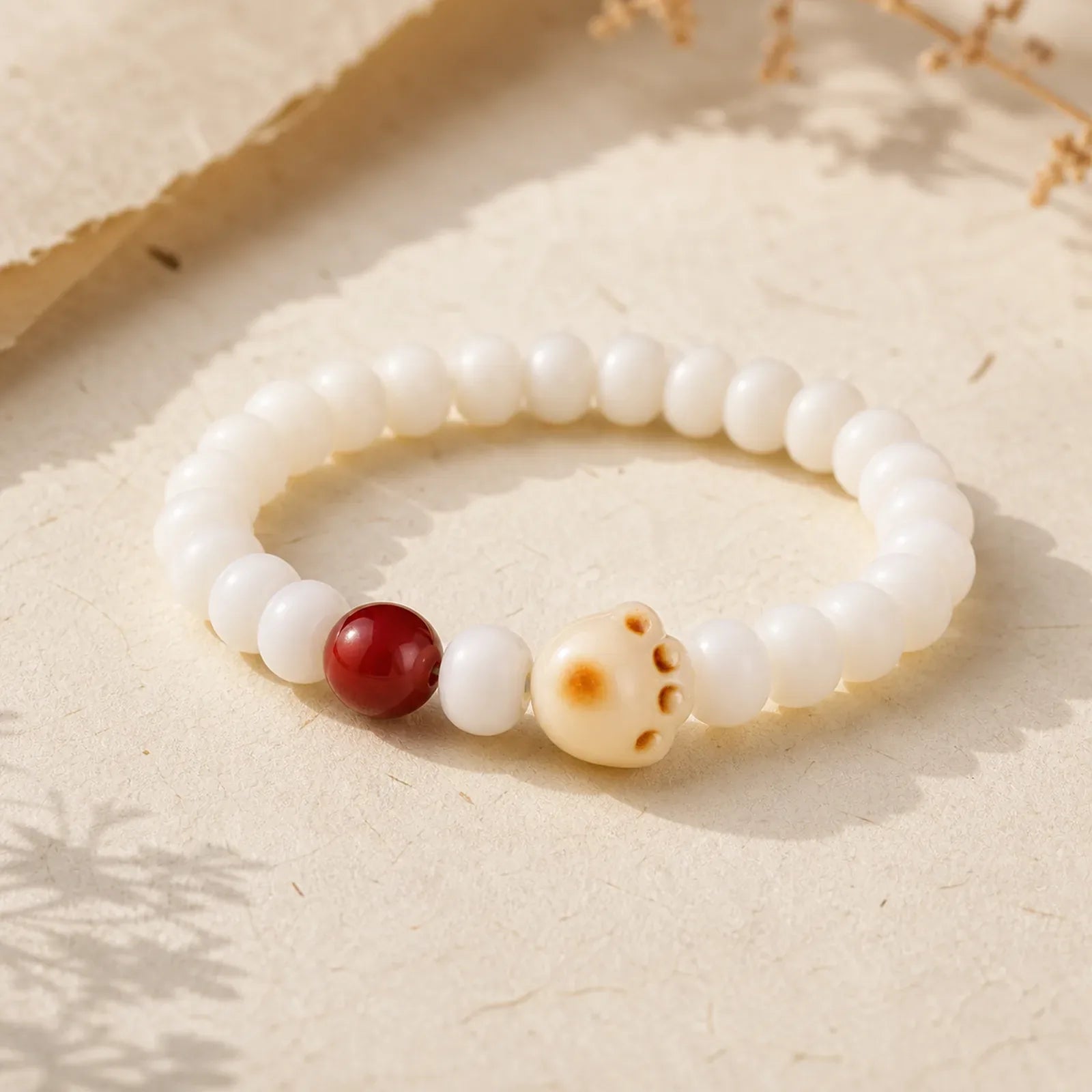 Natural Bodhi Seed Lovely Paw Lucky Cat Bracelet featuring Bodhi Seed