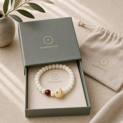 Natural Bodhi Seed Lovely Paw Lucky Cat Bracelet featuring Bodhi Seed
