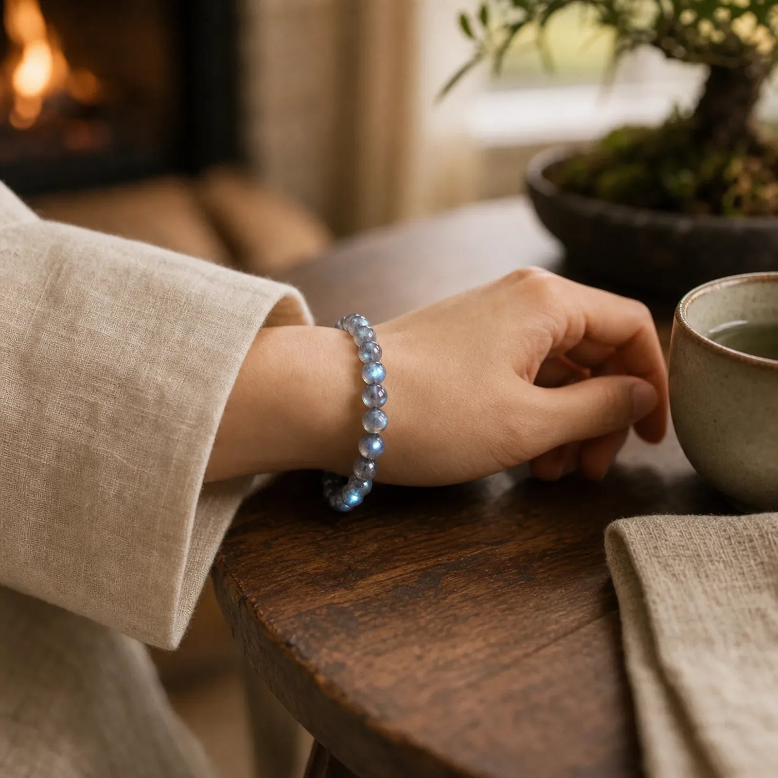 Natural Moonstone Healing Beads Bracelet featuring Moonstone, Labradorite