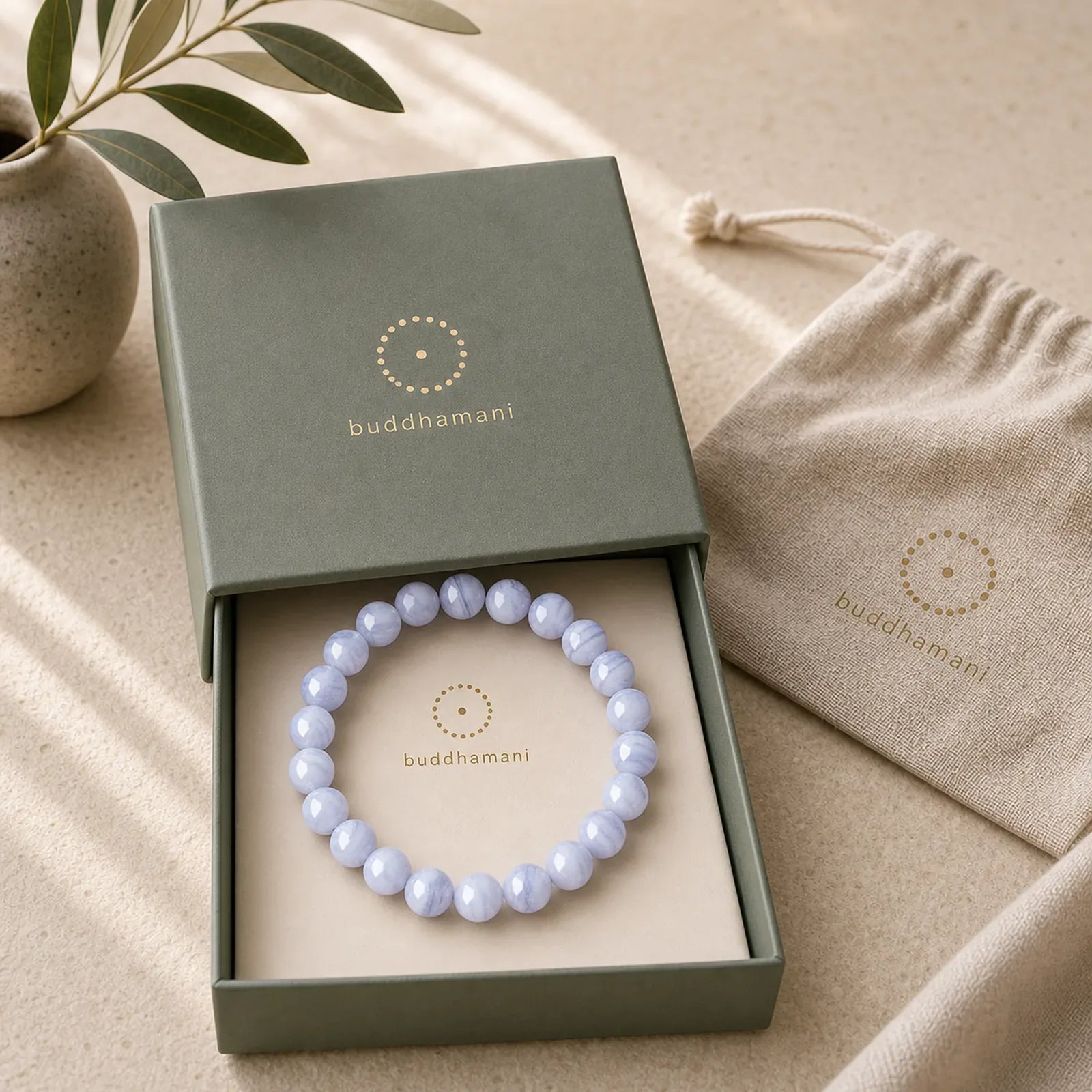 Round Design Natural Blue Lace Agate Beaded Bracelet featuring Blue Lace Agate