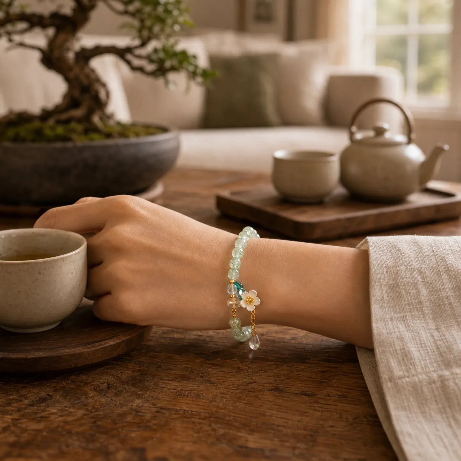 Simple Design Flower Charm Glass Bead Bracelet featuring