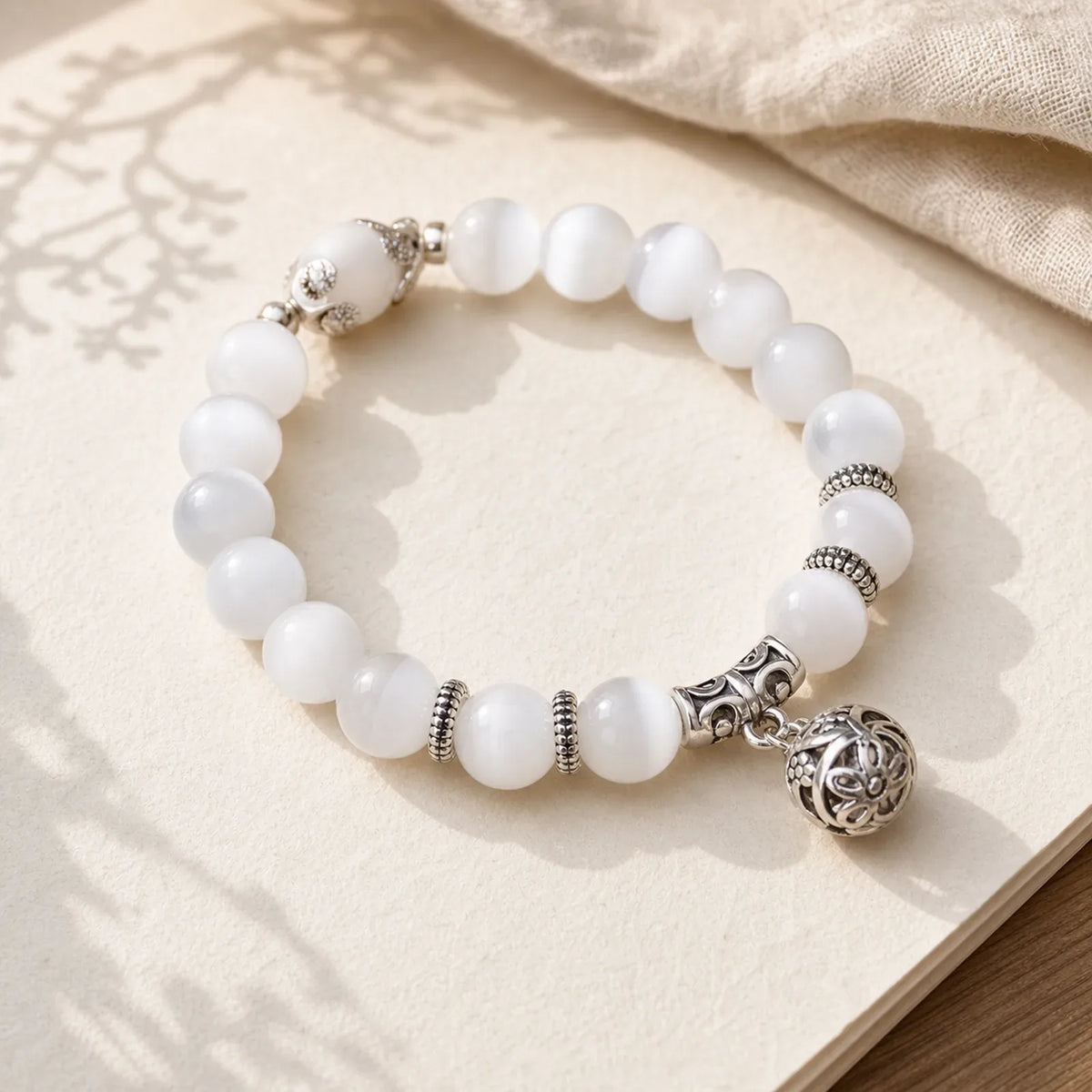 Tibetan Cat Eye Lucky Bracelet featuring Cat's Eye / Chrysoberyl