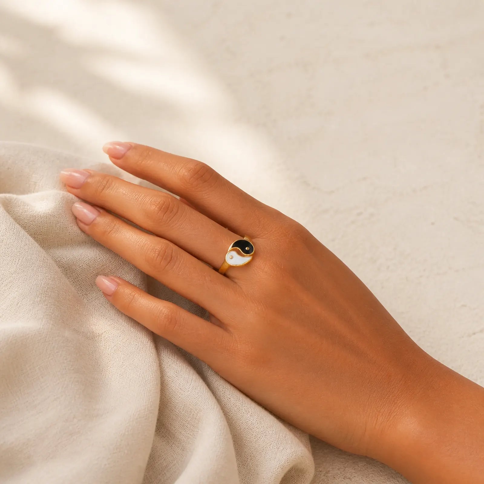 Yin Yang Symbol Adjustable Blessing Couple Ring featuring Yin Yang Symbol